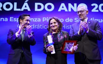 Esperanza Piñeiro recibe el galardón