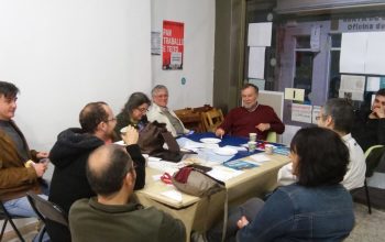 La marea ciudadana en la sede tras conocer el resultado de las votaciones (Foto:S.R)
