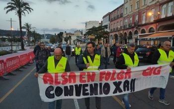 Manfestación traballadores de Maitours Alsa en Ferrol Vello