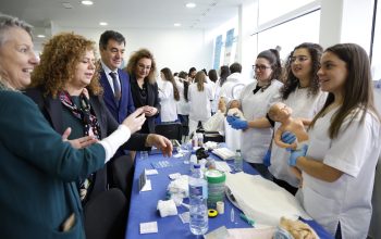 El Conselleiro de Educación, Román Rodríguez, en el 'Galicia Educa'
