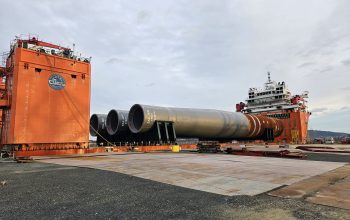 La fabricación se ha llevado a cabo en la fábrica de monopilotes ambas empresas operan en el astillero de Navantia Seanergies en Fene (A Coruña)