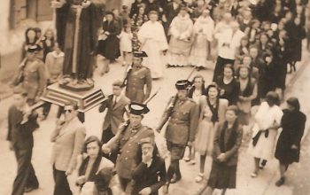 Procesión de Santa Rita de Xuvia imagen cedida por Nuria Sánchez al archivo de Alejandro Masafret