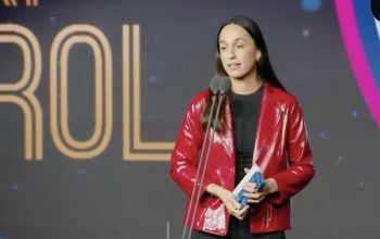 Blanca Millán recibe el premio
