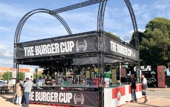 69fc506a7ae67e5fa1fbf8fb_BURGUER4