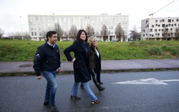 Visita Conselliera de vivienda María Allegue a O Bertón