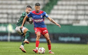 Racing de ferrol contra el Elche, fotografía de LaLiga Hypermotion