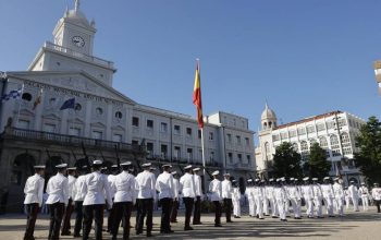 Actos Día FFAA 2024 con Arriado de bandera en Armas 3