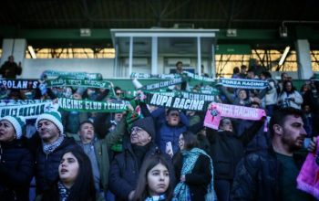 Aficionados del Racing animando a su equipo