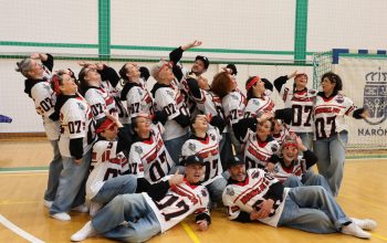 El grupo Ai Mamaíña de la escuela de baile Paso a Paso de Narón