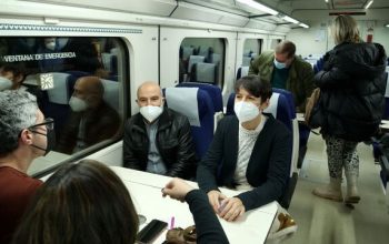 Ana Ponton tren