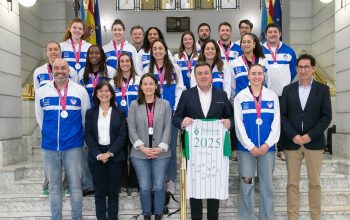 Recepción del Baxi en la Deputación