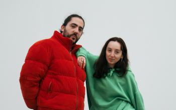 Fotografía de Laura Freire y Néstor da Silva, impulsores de Sarao Gallery, cedida por los diseñadores