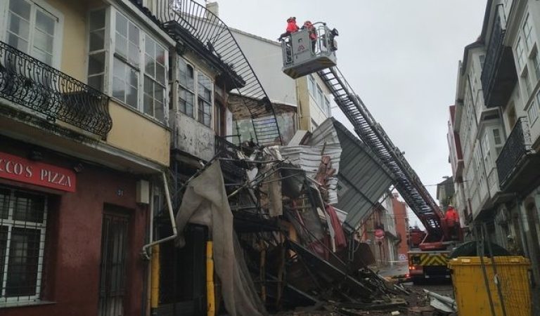 Derrumbe edificio Ferrol temporal