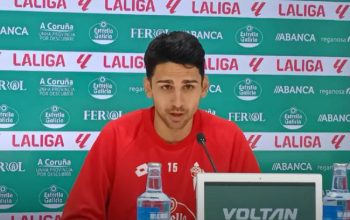 El jugador del Racing, David Castro en rueda de prensa