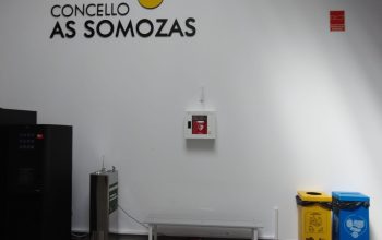FOTO - As Somozas adquire dous desfibriladores para o polideportivo e o Centro Cívico SocioculturalAs Somozas adquire dous desfibriladores para o polideportivo e o Centro Cívico Sociocultural