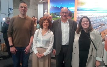 Fitur1