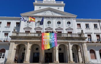 Bandera LGBT Concello Ferrol