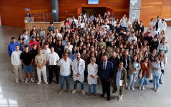 Foto familia benvida alumnado curso 2 2025 2026