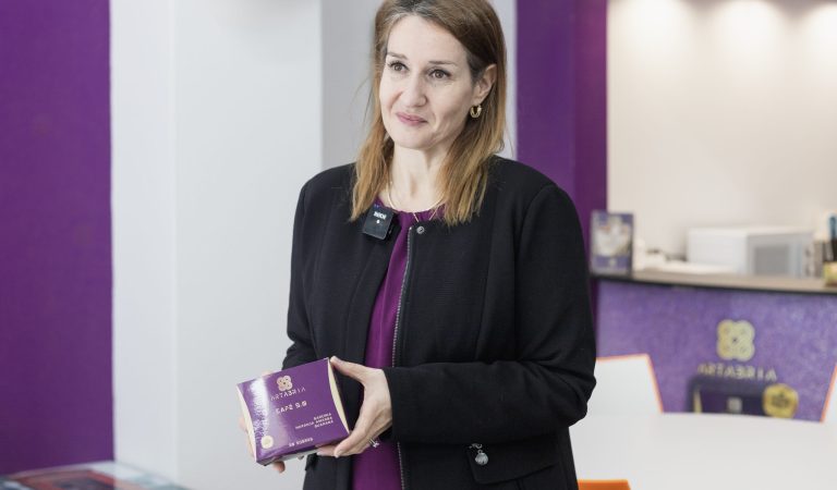 Laura Periscal, CEiO de Cafés Artabria