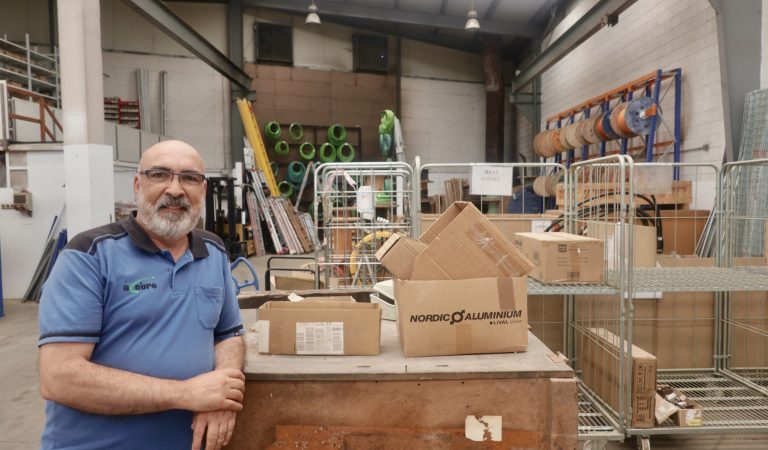 José Manuel Fuentes, en las instalaciones de Acebre situadas en el polígono de A Gándara. Foto: Alicia Seoane