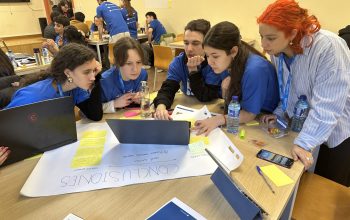 Alumnos del Hackaton de la UDC en colaboración con Navantia