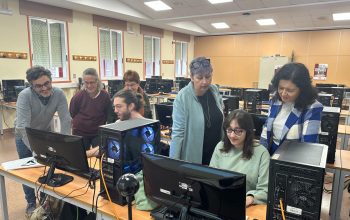 Formación con los creadoresd el videojuego de Tadeo Jones en el Campus de Ferrol