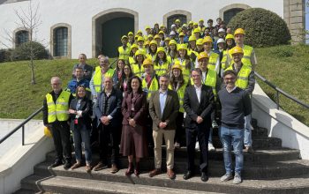 Participantes y organizadores del  Hackathon Navantia Next Pioneers