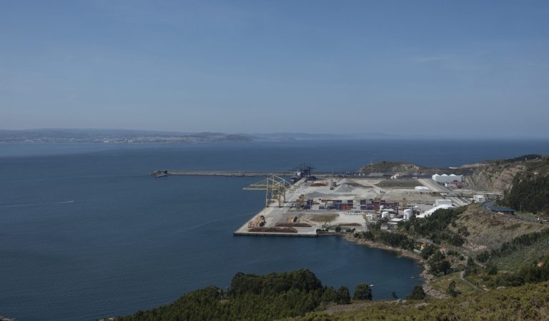 Imagen general puerto exterior de Ferrol
