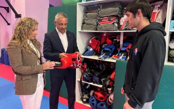 Visita de Martina Aneiros al Club Kang de Fene