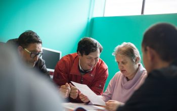 personas del centro Virxe de Chamorro