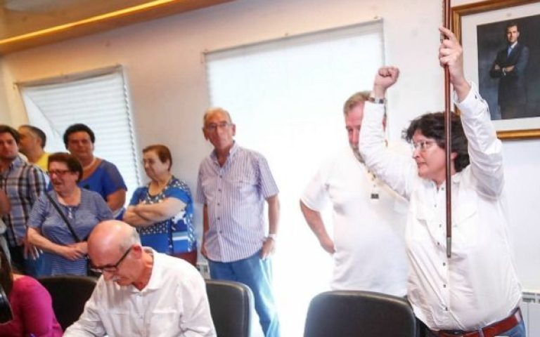 MOCIÓN DE CENSURA MUGARDOS_35