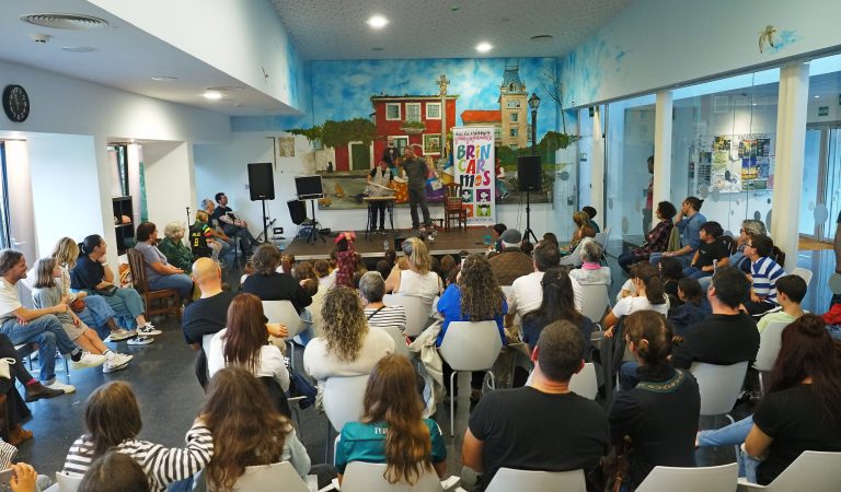 Meigo Simón no Dia da criança galegofalante 2024