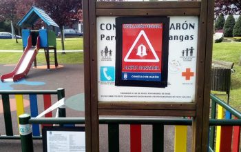Parque infantil naron