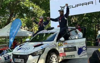 Podium 2