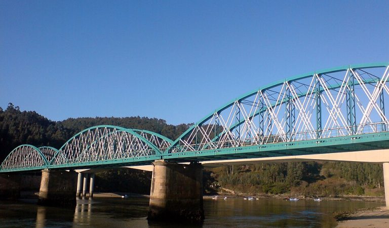 Ponte_vella1-ria_do_barqueiro