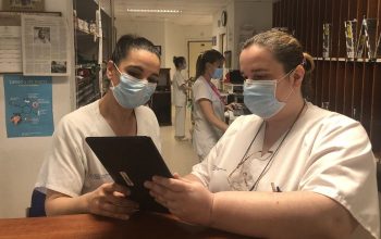 Profesionais Enfermería Séptimo andar Marcide tableta contacto coronavirus