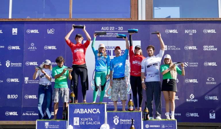 Podio del Abanca Pantin Classic Galicia Pro 2026. Foto cedida