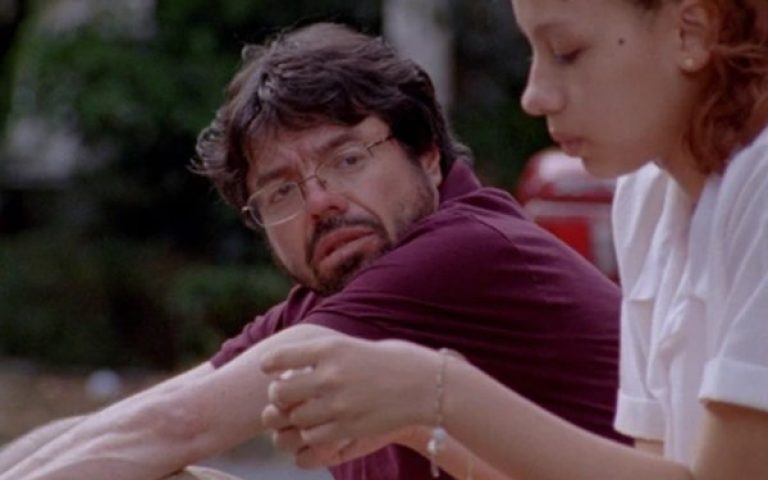 Un Poeta, cine DUPLEX