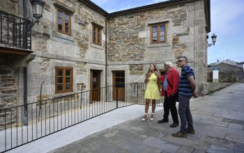 A Delegada da Xunta en Ferrol visita la empresa Tralaponte