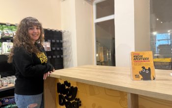 Marta Murillo en su tienda Moy Dog