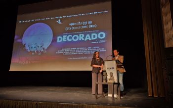 Proyección de 'Decorado' de Chelo Loureiro