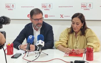 Ángel mato y Obdulia Taboadela en la rueda de prensa de esta mañana en Ferrol