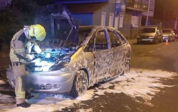 accidente coche ardiendo naron