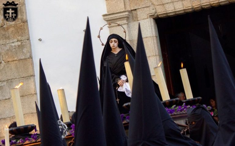 anagustias caridad y silencio