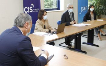 cis