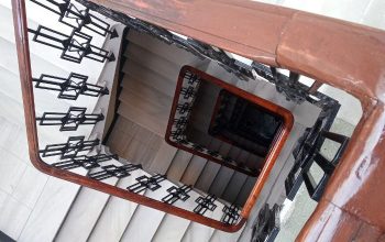 escalera-ucha
