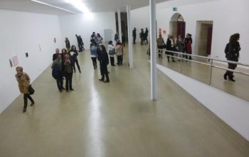 Desde el 14 de marzo se pueden visitar ambas exposiciones en el interior del Torrente Ballester (foto: Sandra Rego)