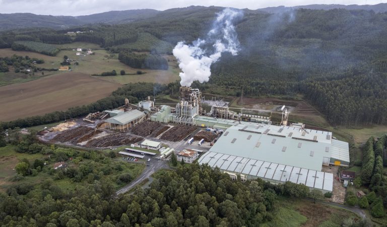 Vista aérea da planta de INTASA en San Sadurniño. Foto: César Galdo