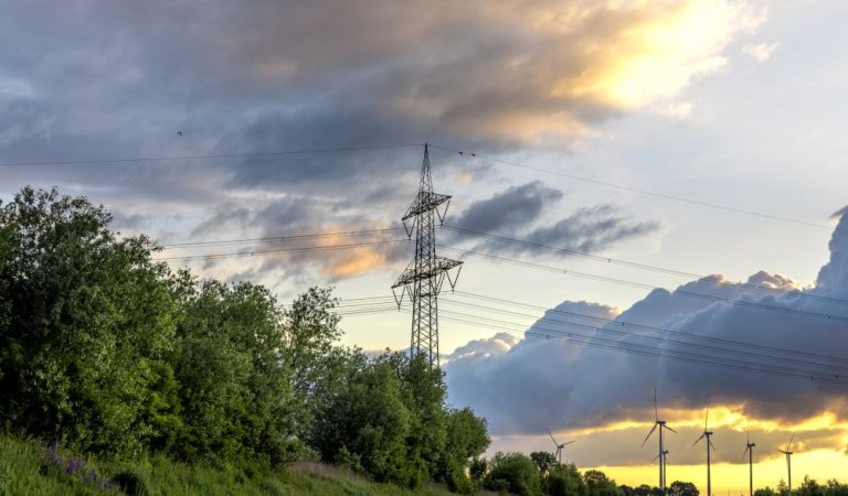monitorizacionenergeticaindustrialentiemporealcomoconvertirlosdatoselectricosenmenoscostesymenosparadas