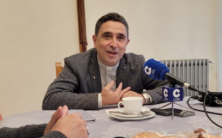 obispo fernando garcia cadiñanos obispo fernando garcia cadiñanos